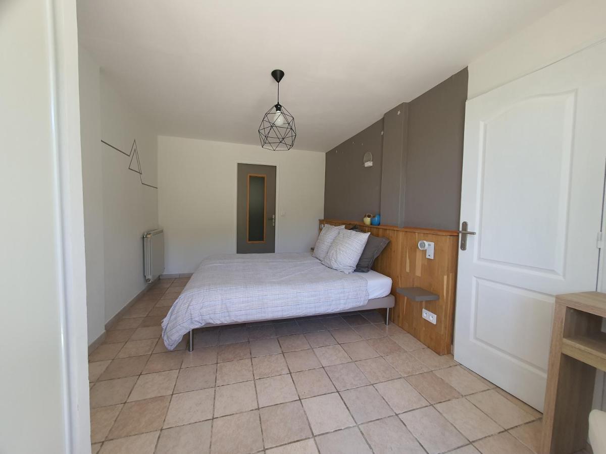 Residence De Gites La Sidoine Du Mont-Ventoux 크리용 르 브라브 외부 사진